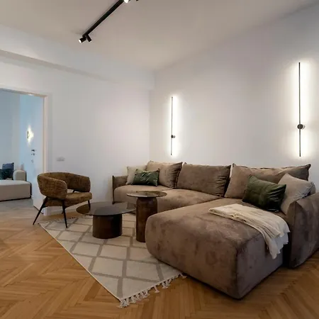 Stunning 4br - Grand Elegant Retreat In Historic Center 公寓