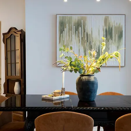 Stunning 4br - Grand Elegant Retreat In Historic Center 公寓 *