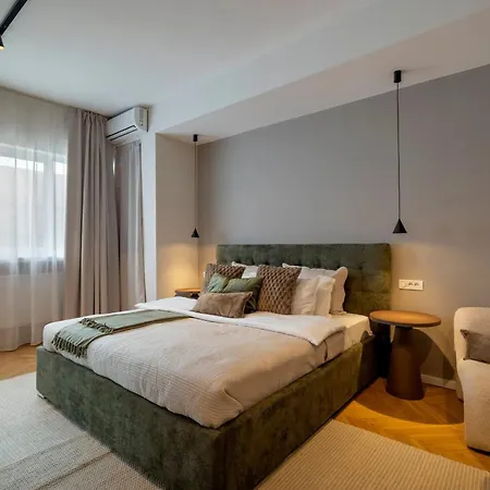 Stunning 4br - Grand Elegant Retreat In Historic Center 布加勒斯特