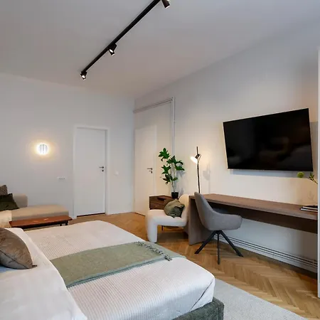Stunning 4br - Grand Elegant Retreat In Historic Center 公寓 *