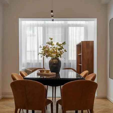 Stunning 4br - Grand Elegant Retreat In Historic Center 公寓