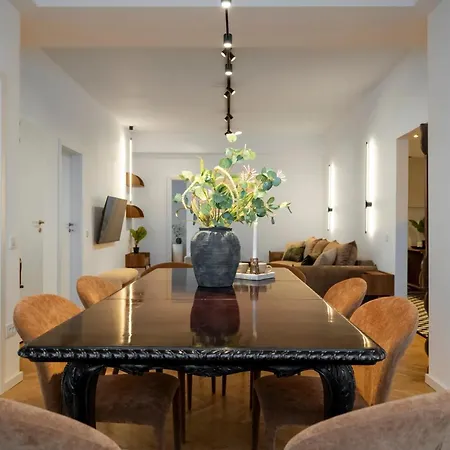 Stunning 4br - Grand Elegant Retreat In Historic Center 公寓