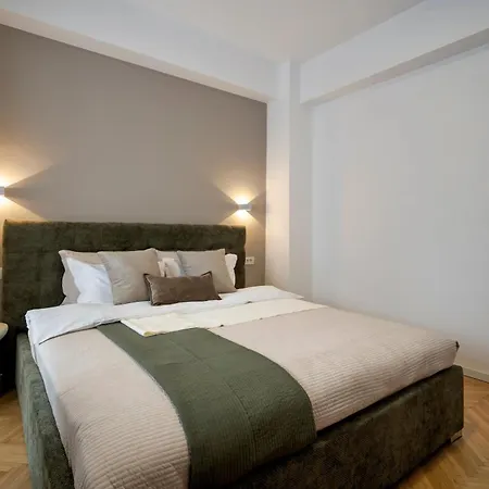Stunning 4br - Grand Elegant Retreat In Historic Center * 布加勒斯特