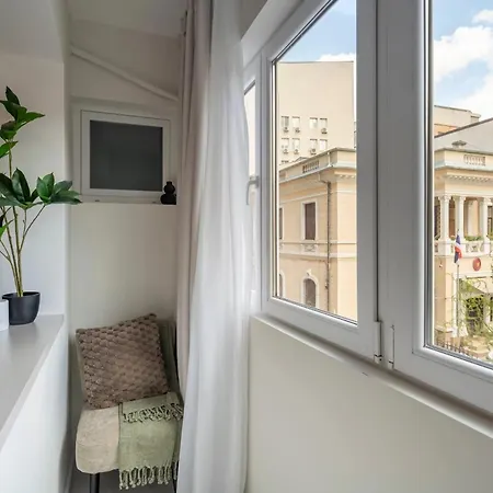 Stunning 4br - Grand Elegant Retreat In Historic Center 公寓 布加勒斯特